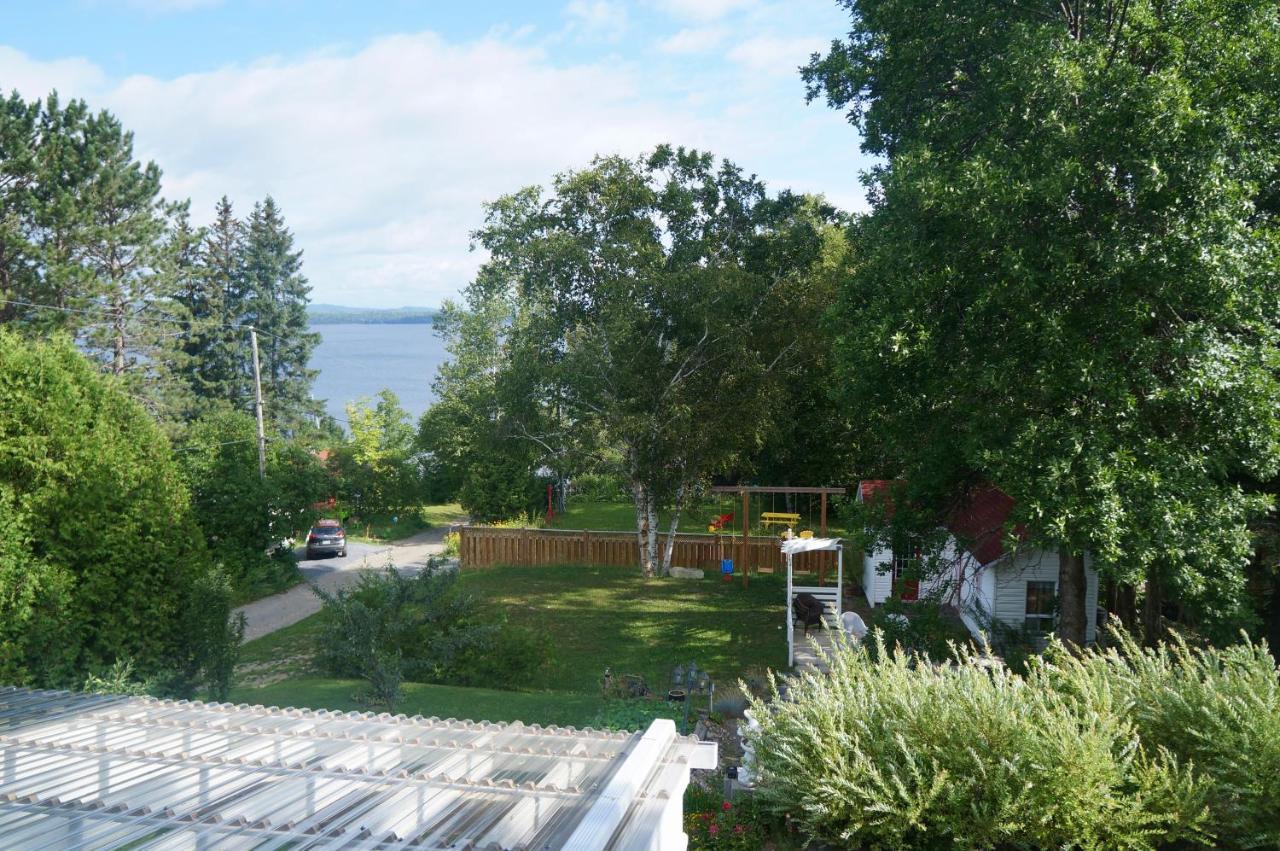 Gite Grand Moment Bed & Breakfast Cabano Exterior foto