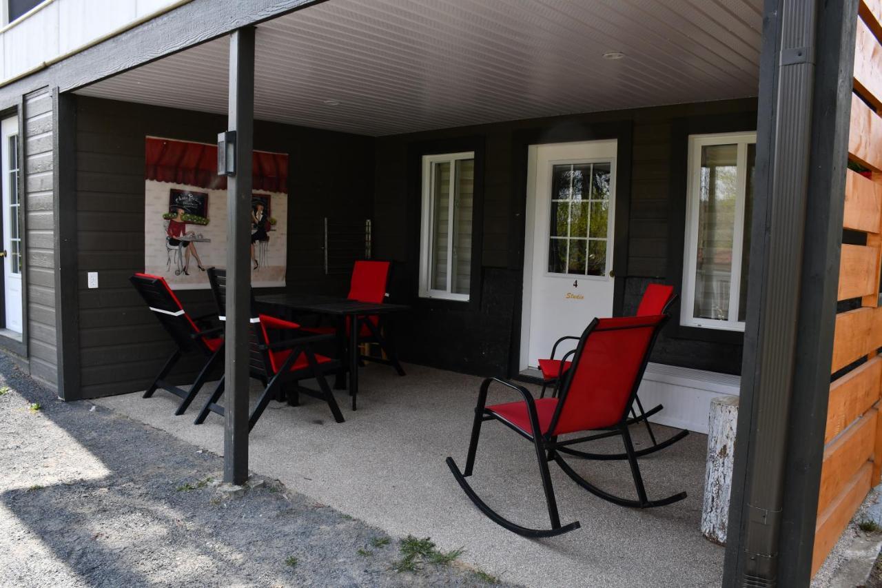Gite Grand Moment Bed & Breakfast Cabano Exterior foto