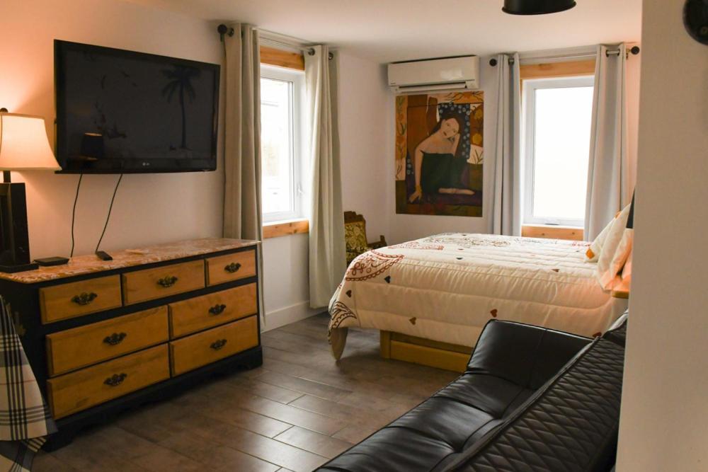 Gite Grand Moment Bed & Breakfast Cabano Exterior foto