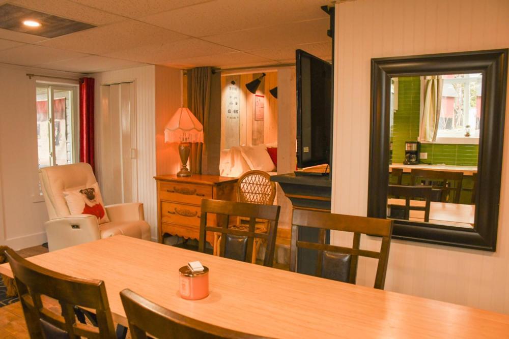 Gite Grand Moment Bed & Breakfast Cabano Exterior foto