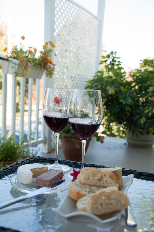 Gite Grand Moment Bed & Breakfast Cabano Exterior foto